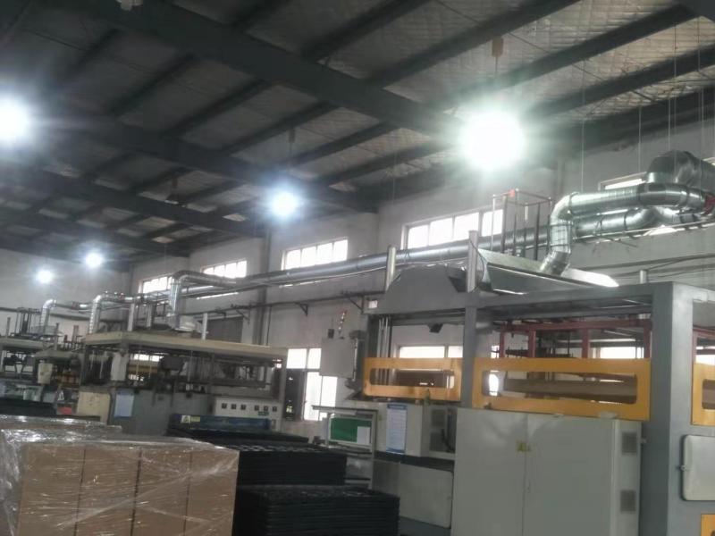 ���̰���