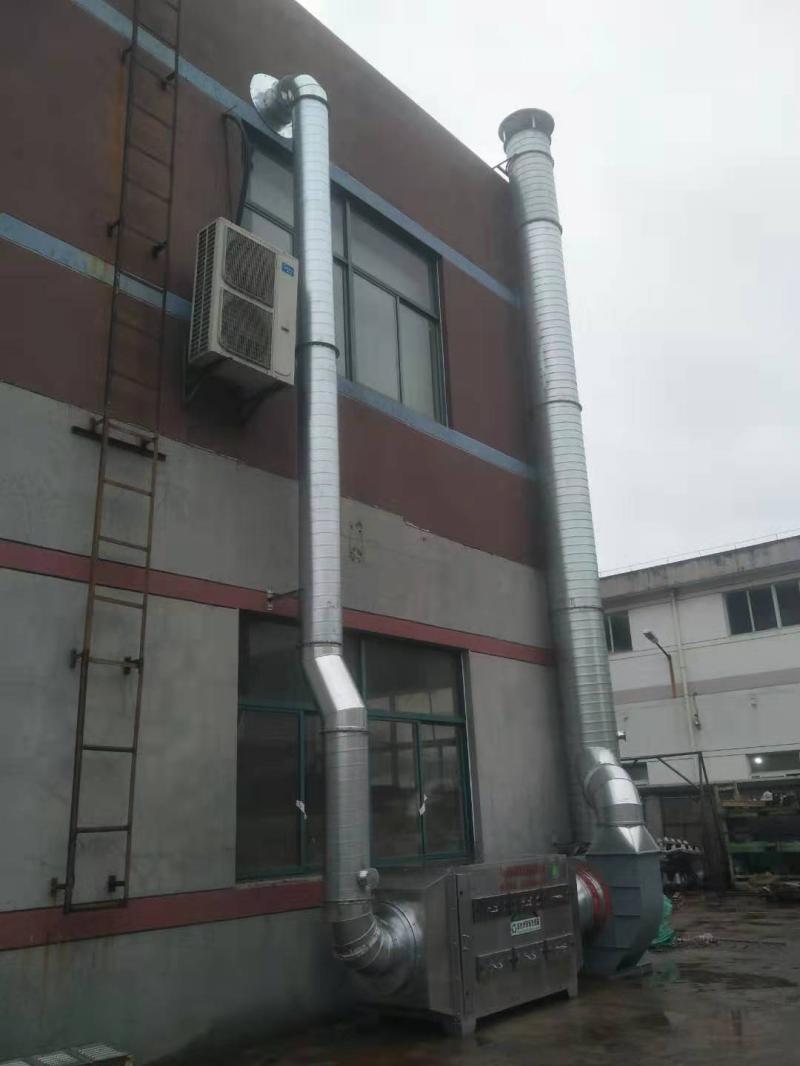 ���̰���