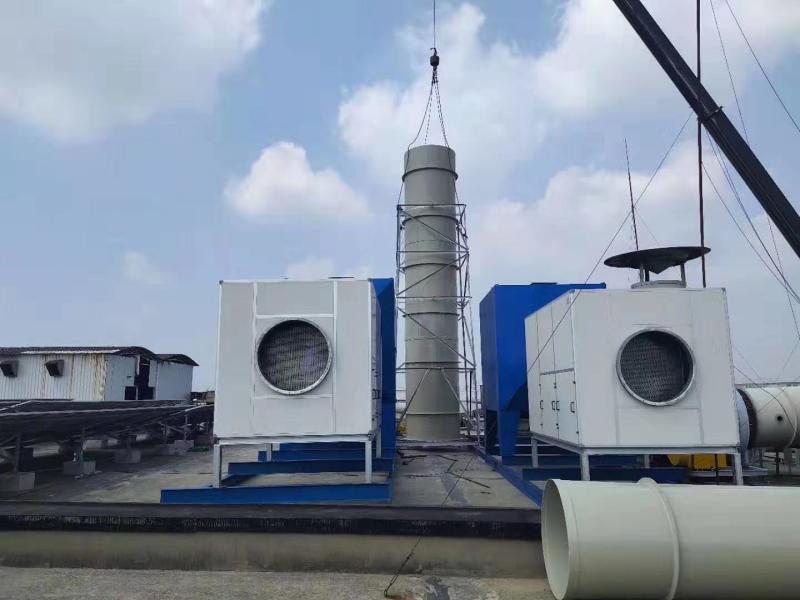 ���̰���