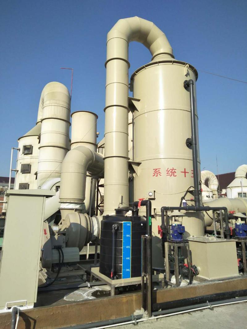 ���̰���